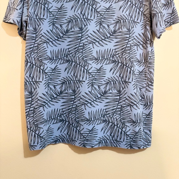Silver Jeans Smokey Blue Leaf Print Tee 100% Cotton - Picture 12 of 13